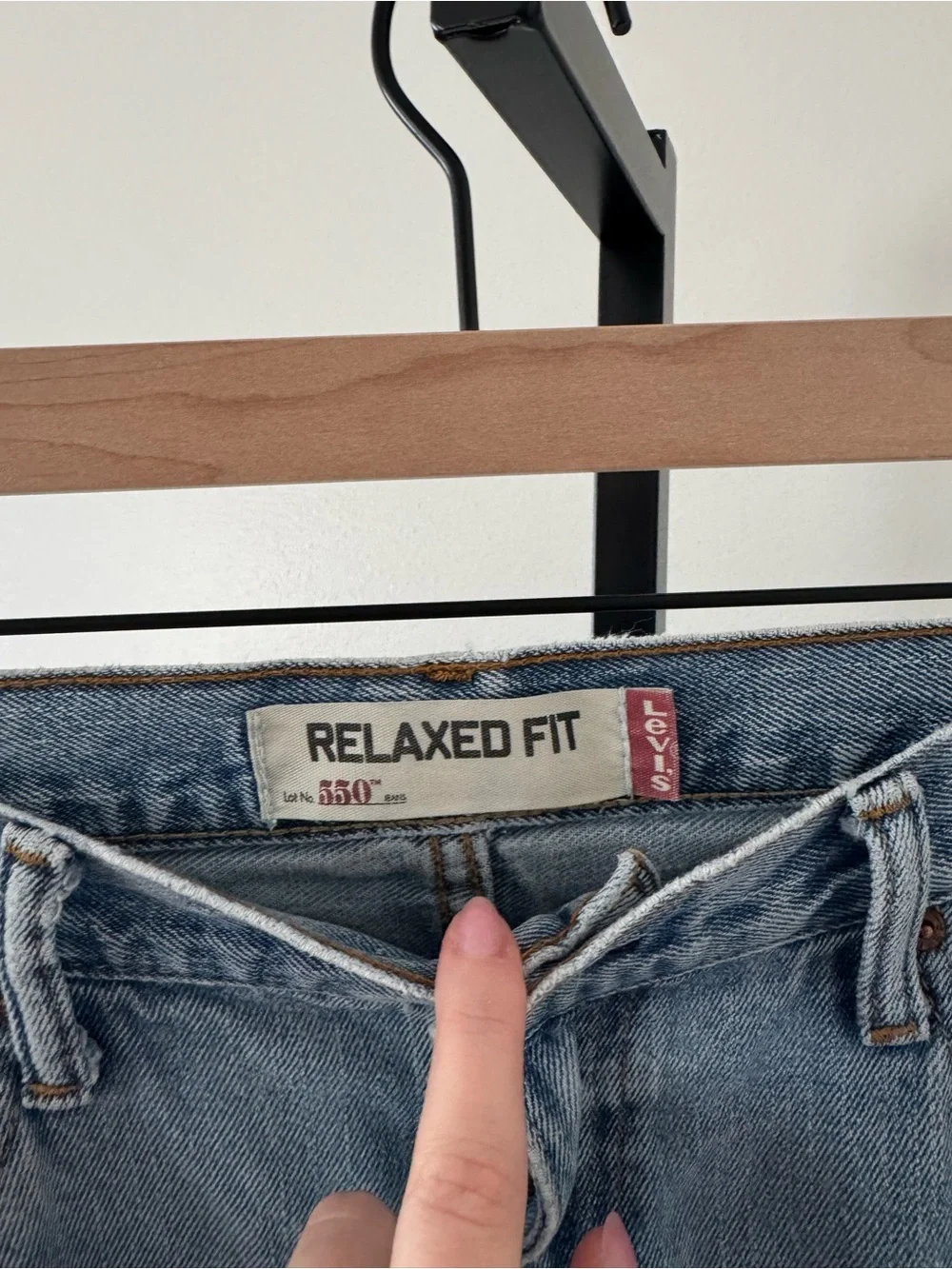 Levi's Women’s/Men's Light Blue Relaxed Straight Jeans